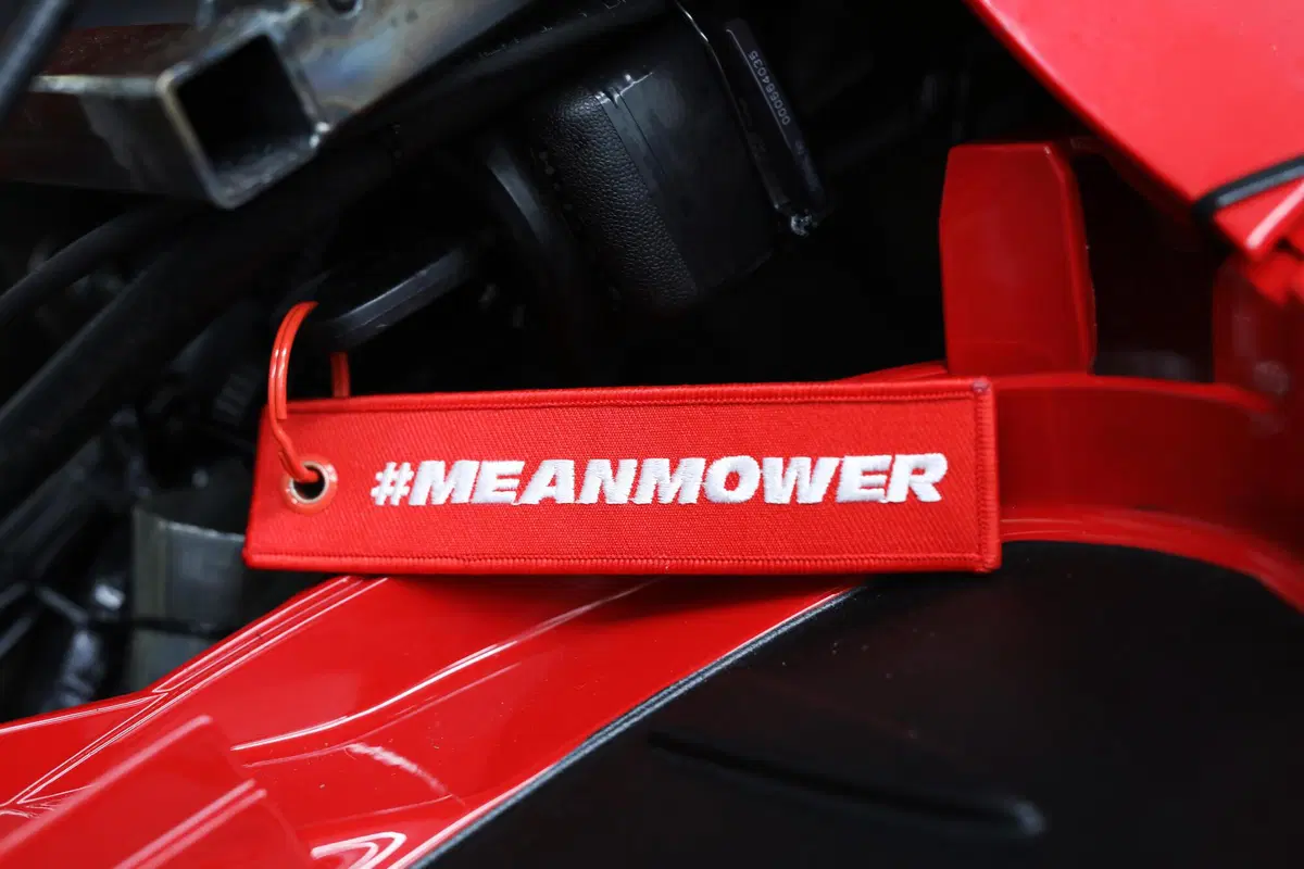 Honda Mean Mower V2, il tosaerba record da 240 km/h  (6)
