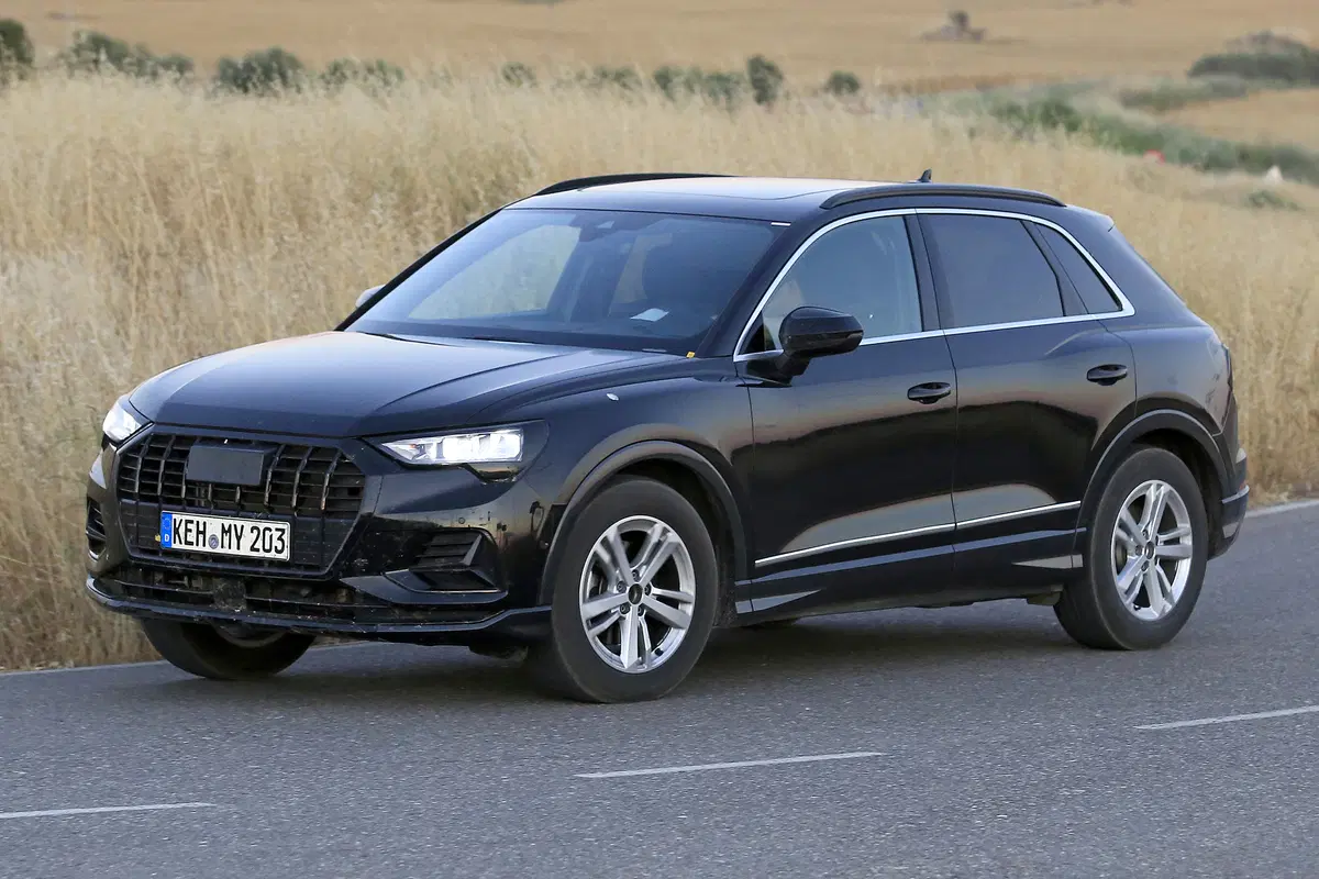 Audi Q3, le foto spia (4)