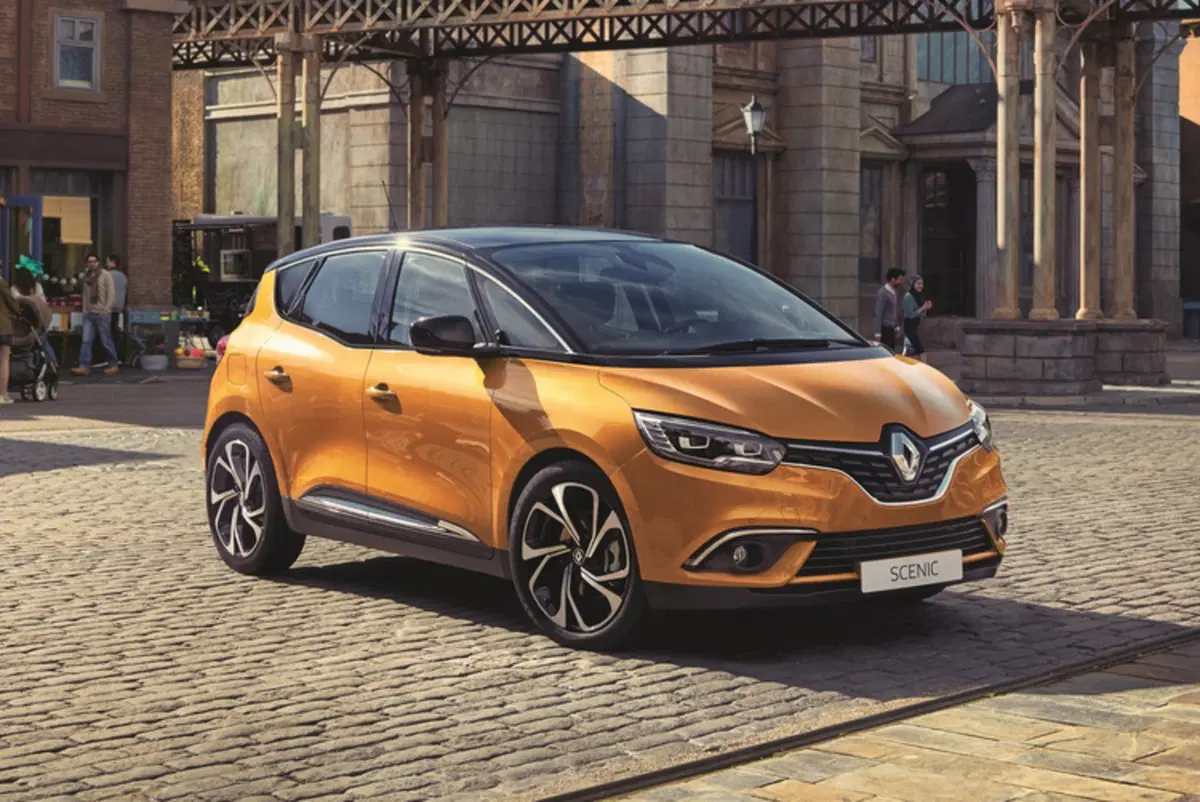 Nuova Renault Scenic: la monovolume alza il tiro (2)