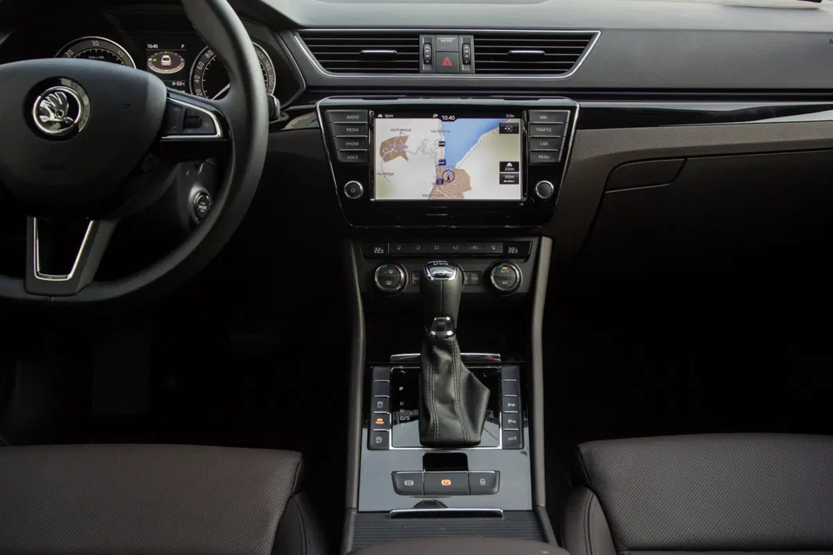Nuova Skoda Superb [Video] (19)