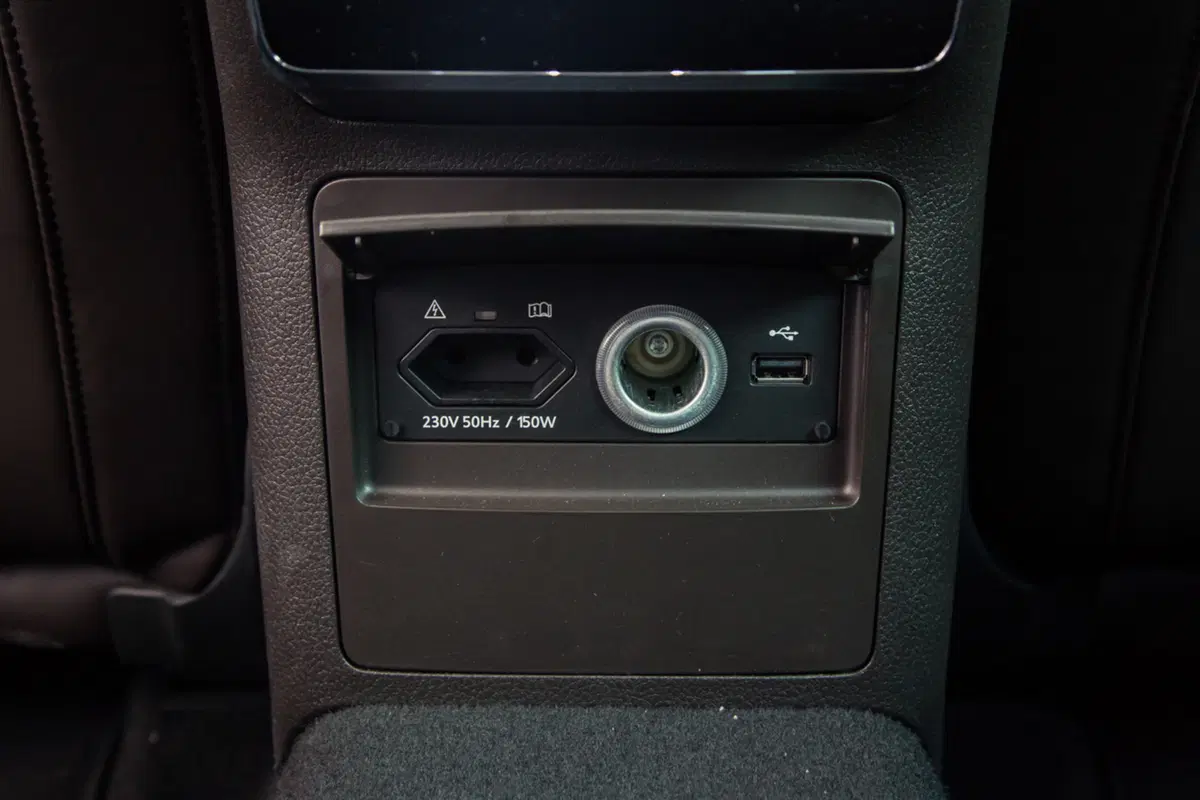 Nuova Skoda Superb [Video] (29)