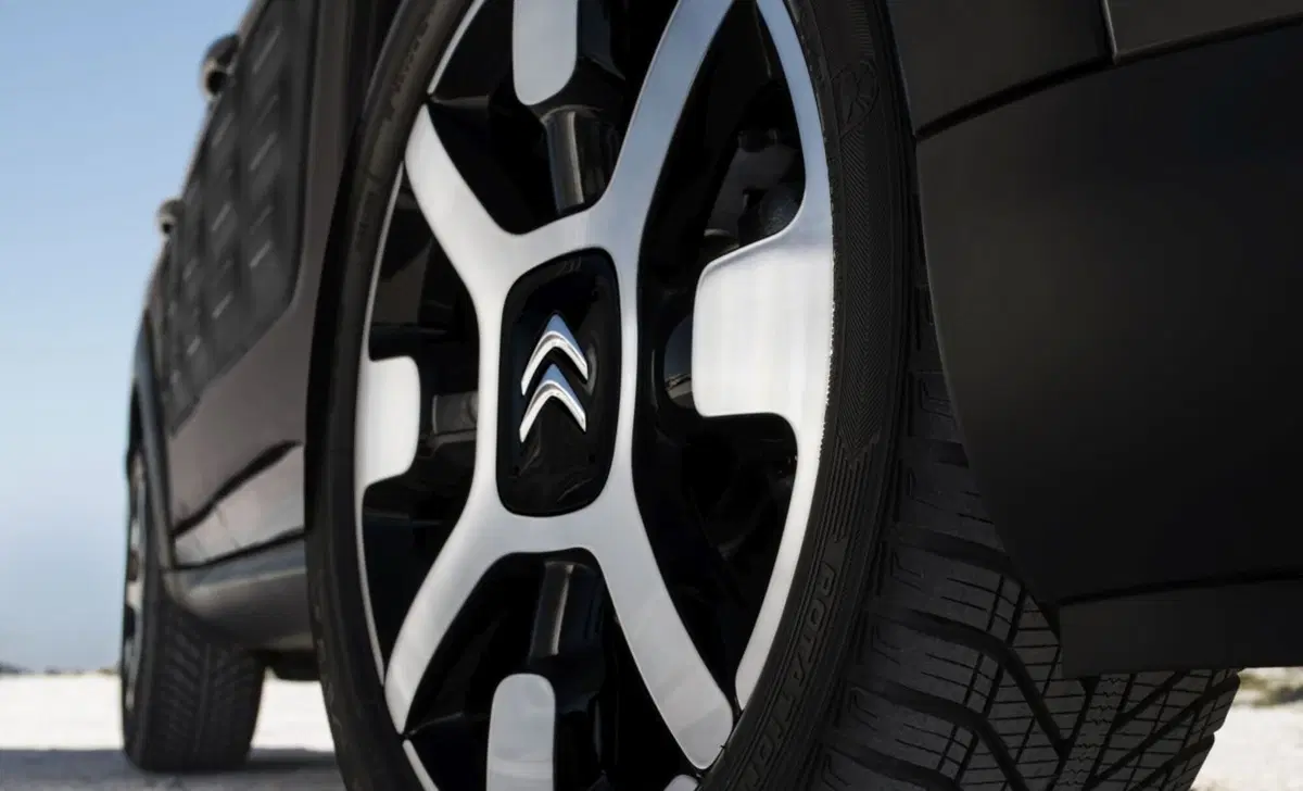 Citroen C4 Cactus Rip Curl: voglia di surf? (15)