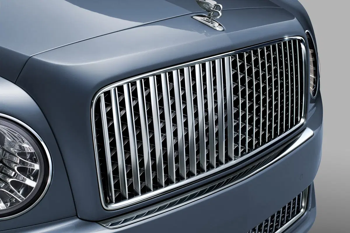 Bentley Mulsanne passo lungo. Per chi non ne ha mai abbastanza (18)