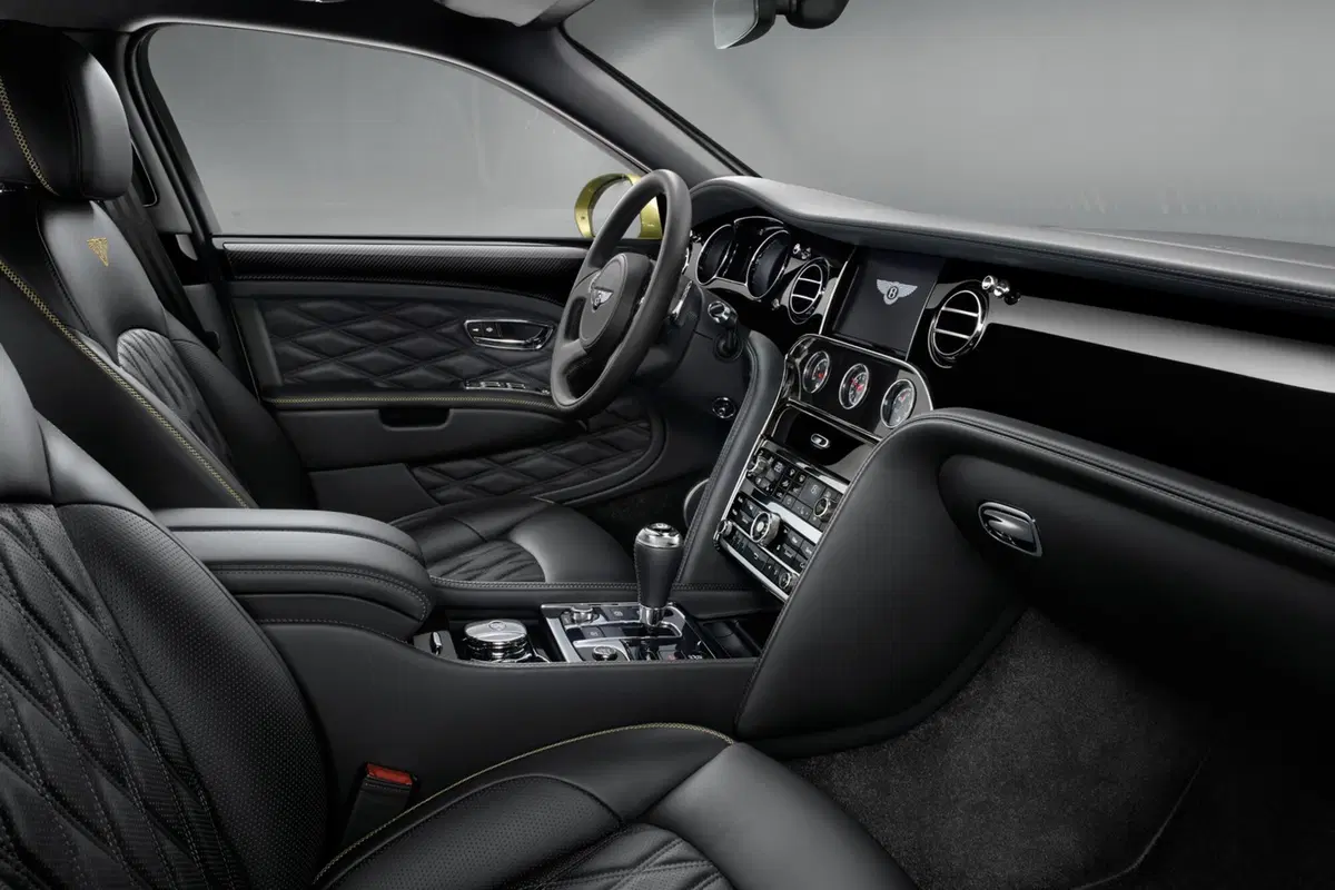 Bentley Mulsanne passo lungo. Per chi non ne ha mai abbastanza (8)