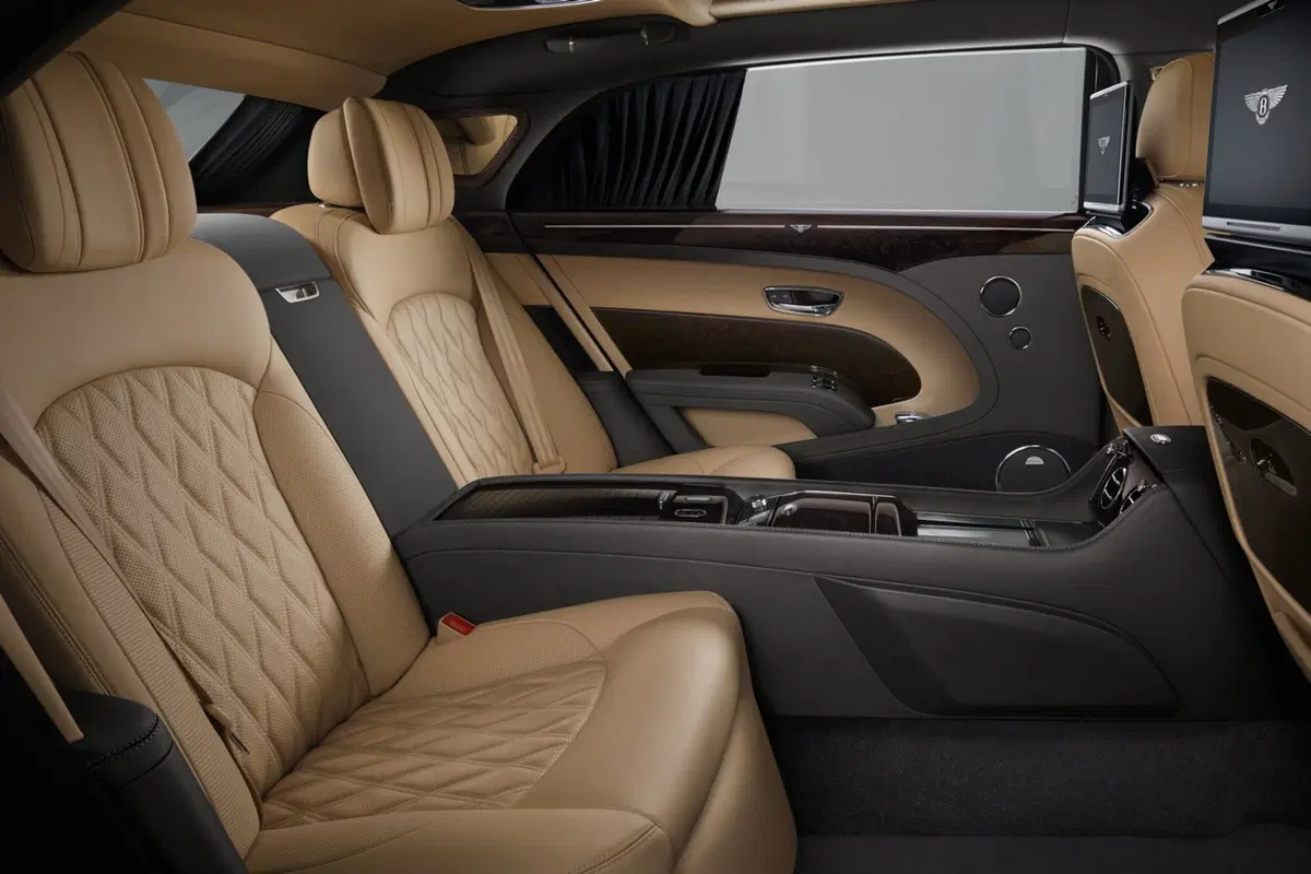 Bentley Mulsanne passo lungo. Per chi non ne ha mai abbastanza (14)