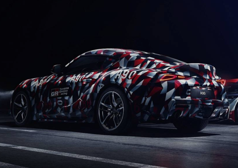 Toyota Supra riappare in un nuovo teaser, confermato il 6 cilindri in linea 