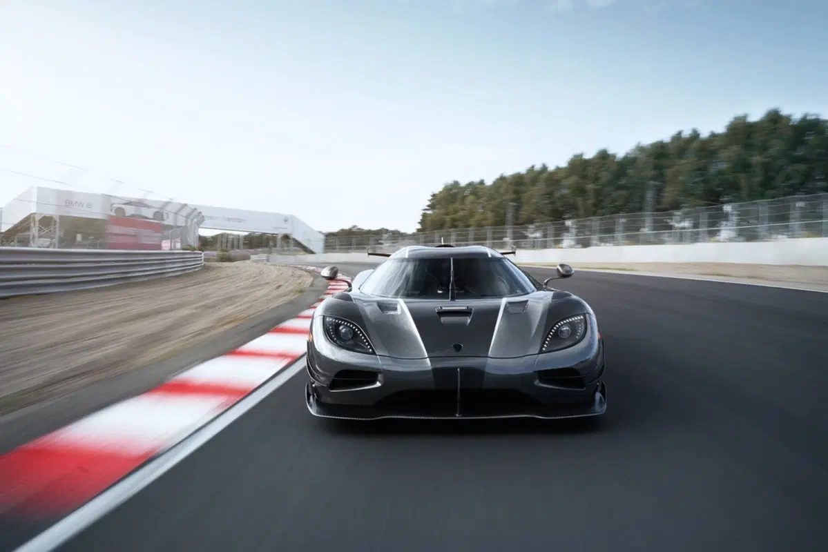 Koenigsegg Agera Thor e Vader, due special edition a Goodwood 2018 (3)
