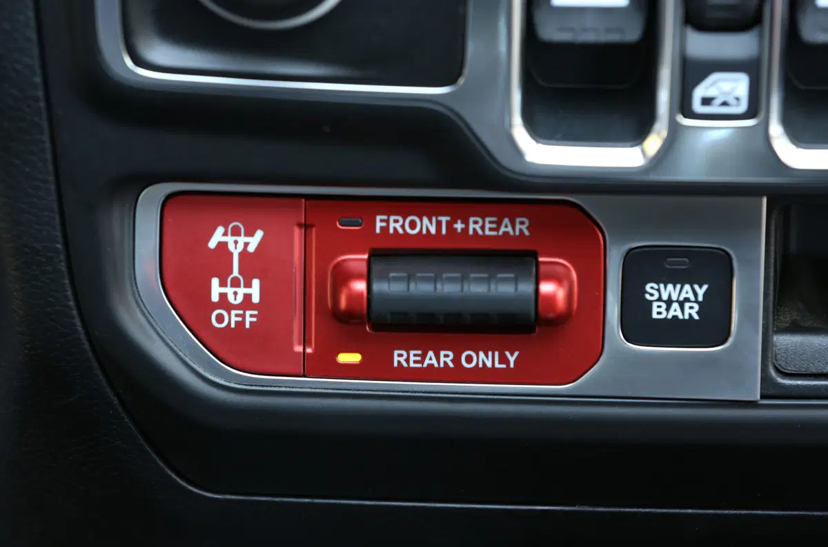 Jeep Wrangler 2018 | Migliorata in tutto, soprattutto su strada (8)