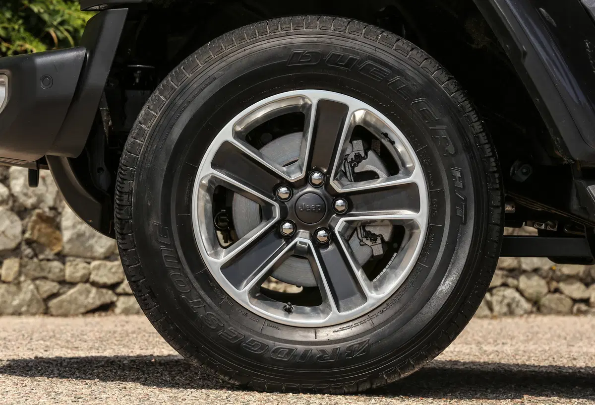 Jeep Wrangler 2018 | Migliorata in tutto, soprattutto su strada (15)