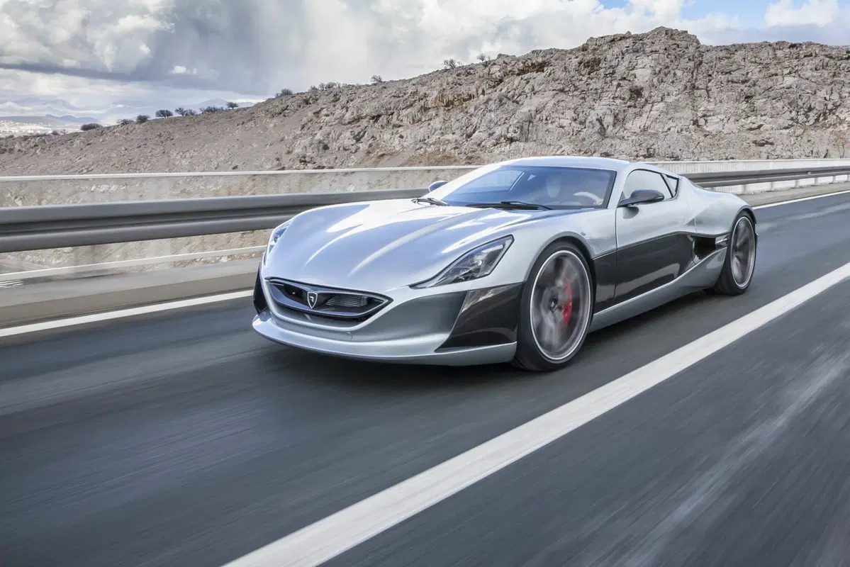 Rimac Concept_One: hypercar elettrica da 1.062 CV [Video] (7)
