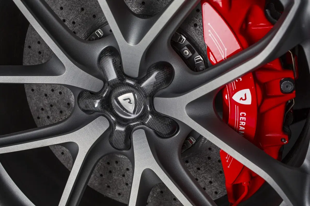 Rimac Concept_One: hypercar elettrica da 1.062 CV [Video] (15)