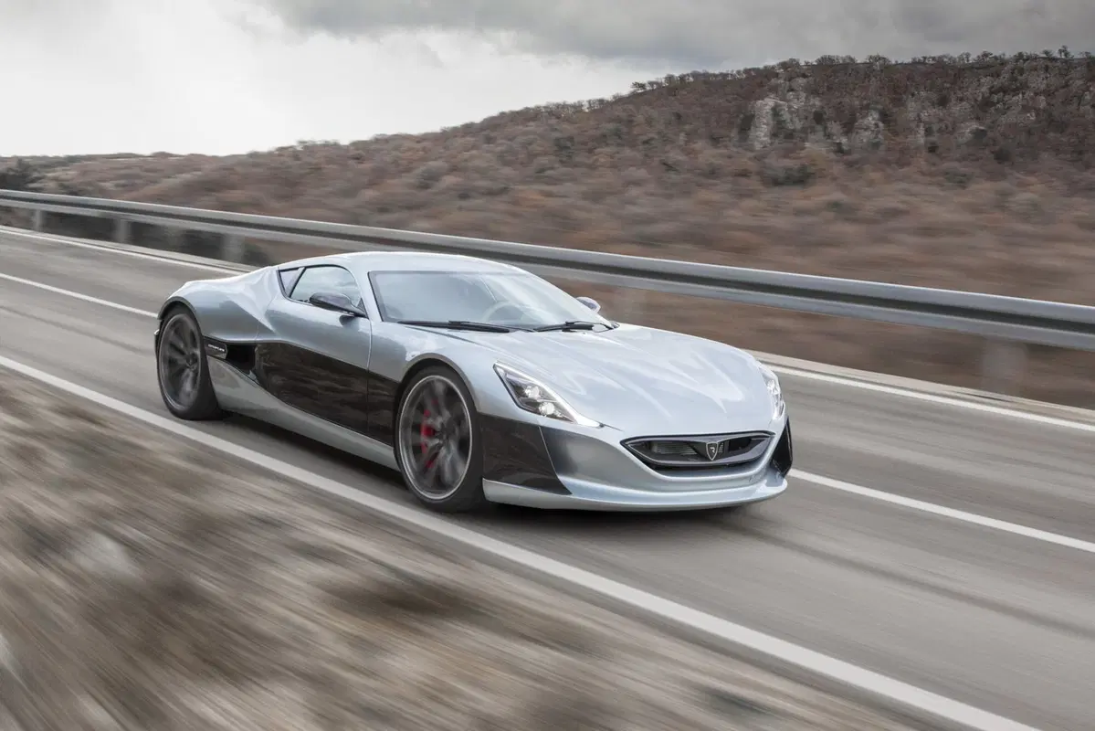 Rimac Concept_One: hypercar elettrica da 1.062 CV [Video] (26)