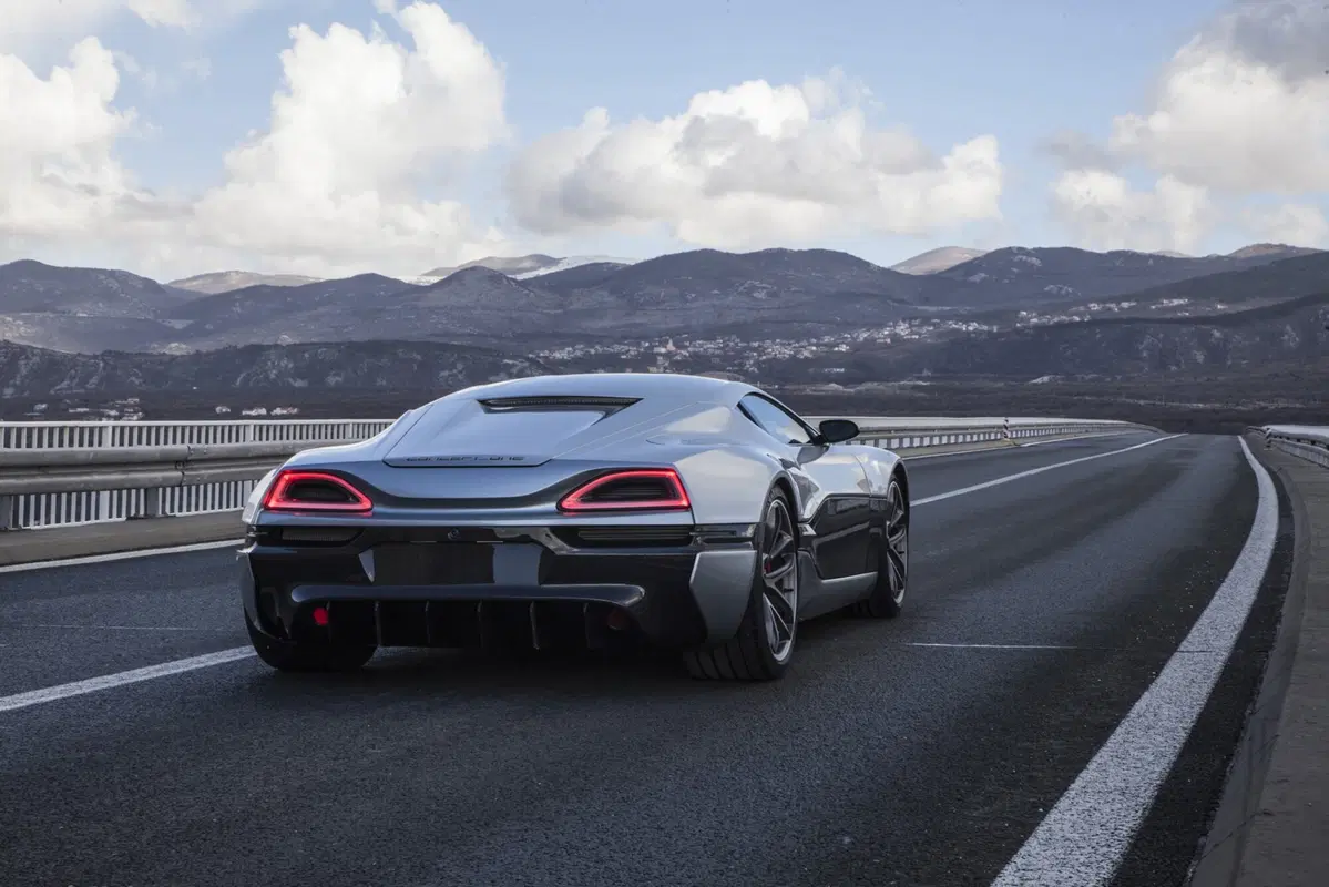 Rimac Concept_One: hypercar elettrica da 1.062 CV [Video] (27)