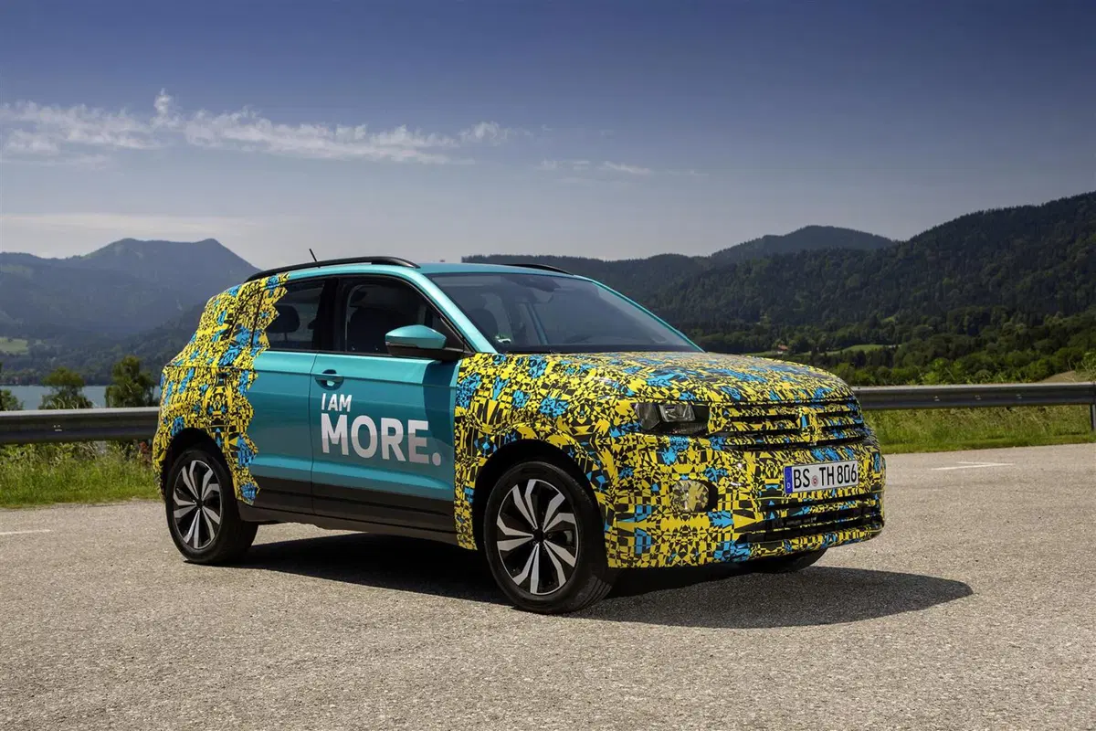 Volkswagen T-Cross, eccola (quasi) svelata (12)