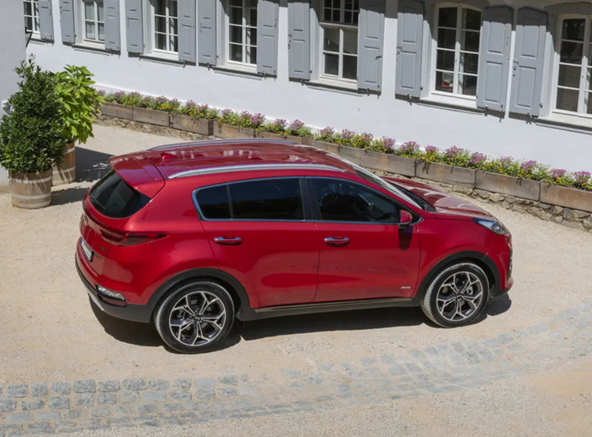 Kia Sportage 2018. Cambio a 8 marce e diesel mild hybrid (6)