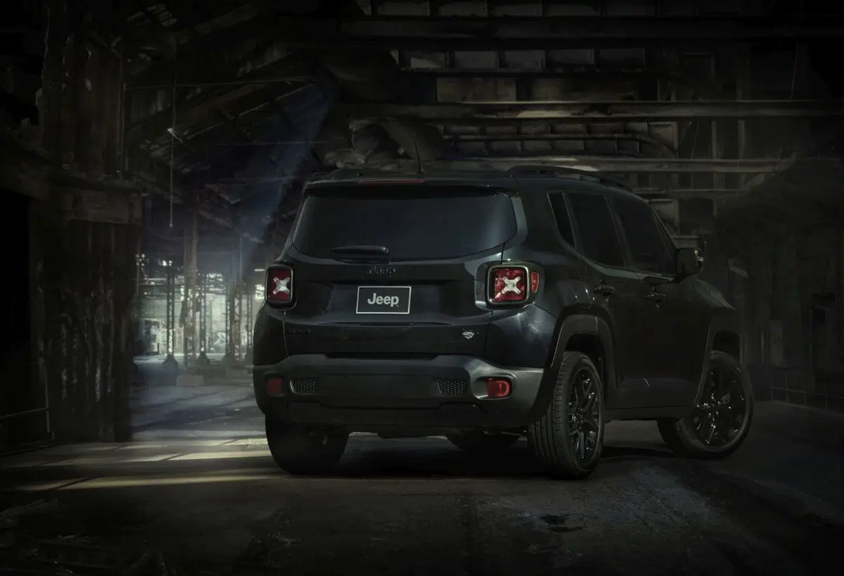 Jeep Renegade, la nuova Batmobile [Video] (6)