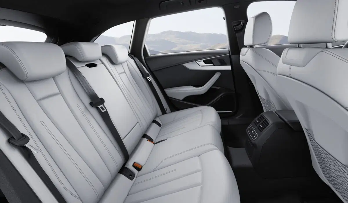 Nuova Audi S4 ed S4 Avant, la A4 al top (11)