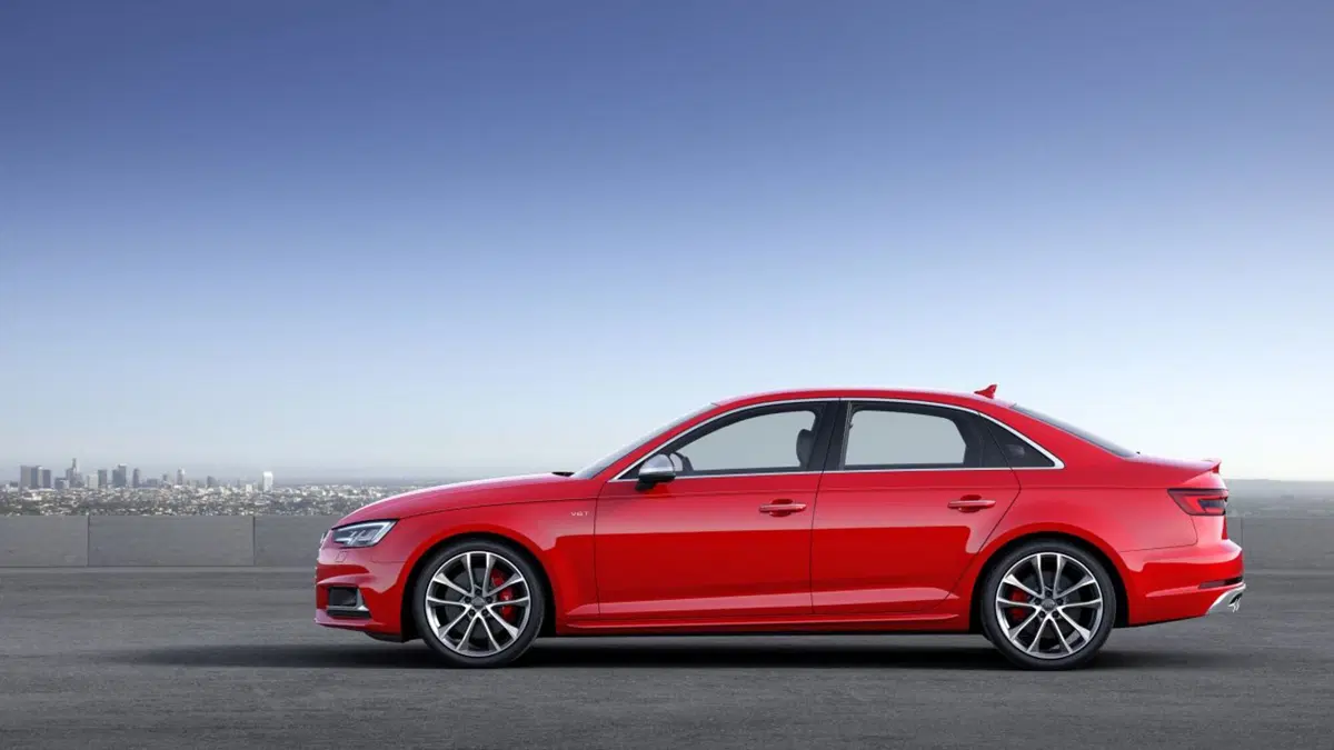 Nuova Audi S4 ed S4 Avant, la A4 al top (25)
