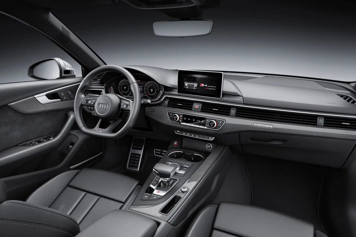 Nuova Audi S4 ed S4 Avant, la A4 al top (33)
