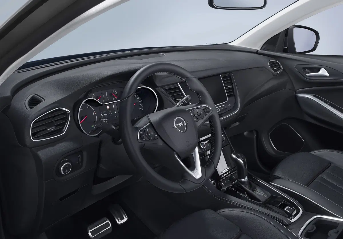 Opel Grandland X Euro6d-TEMP, test nuovo motore 1.2 da 130 CV (5)