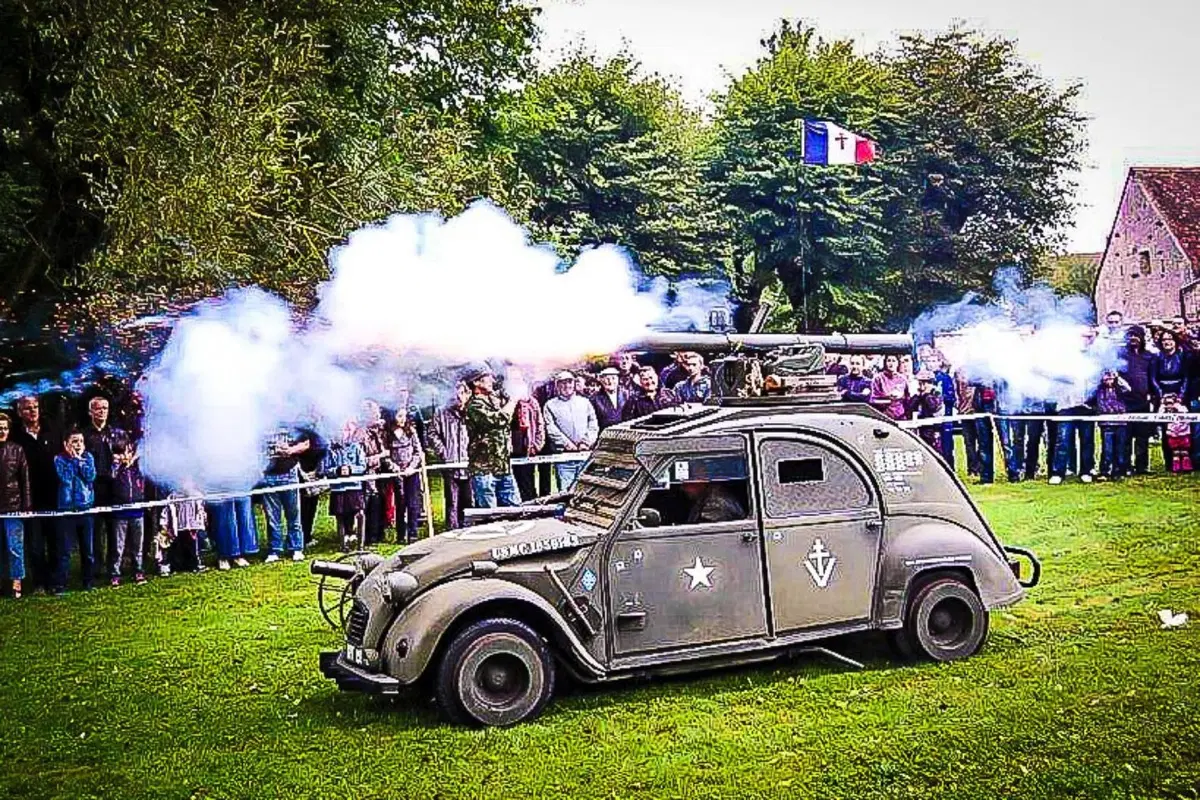 Citroen 2CV 70th Anniversary-6. Le leggendarie 2CV del “Piano Marshall”