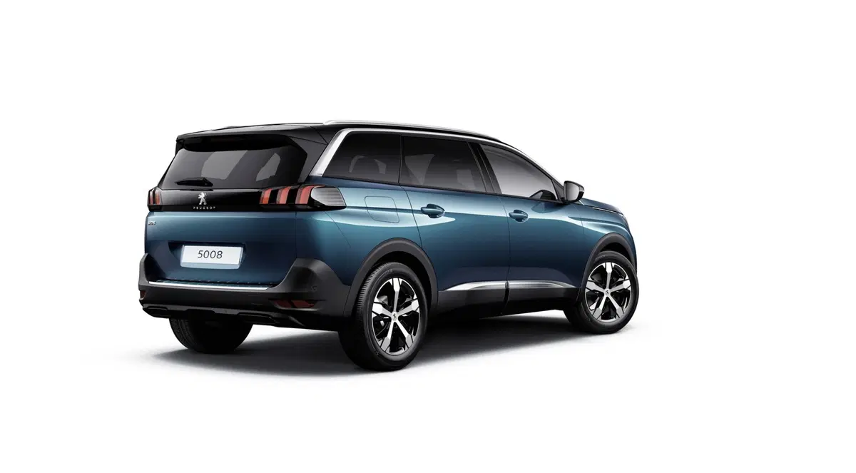 Peugeot 5008: nuovi motori Euro6.2 a braccetto dell’EAT8 (12)