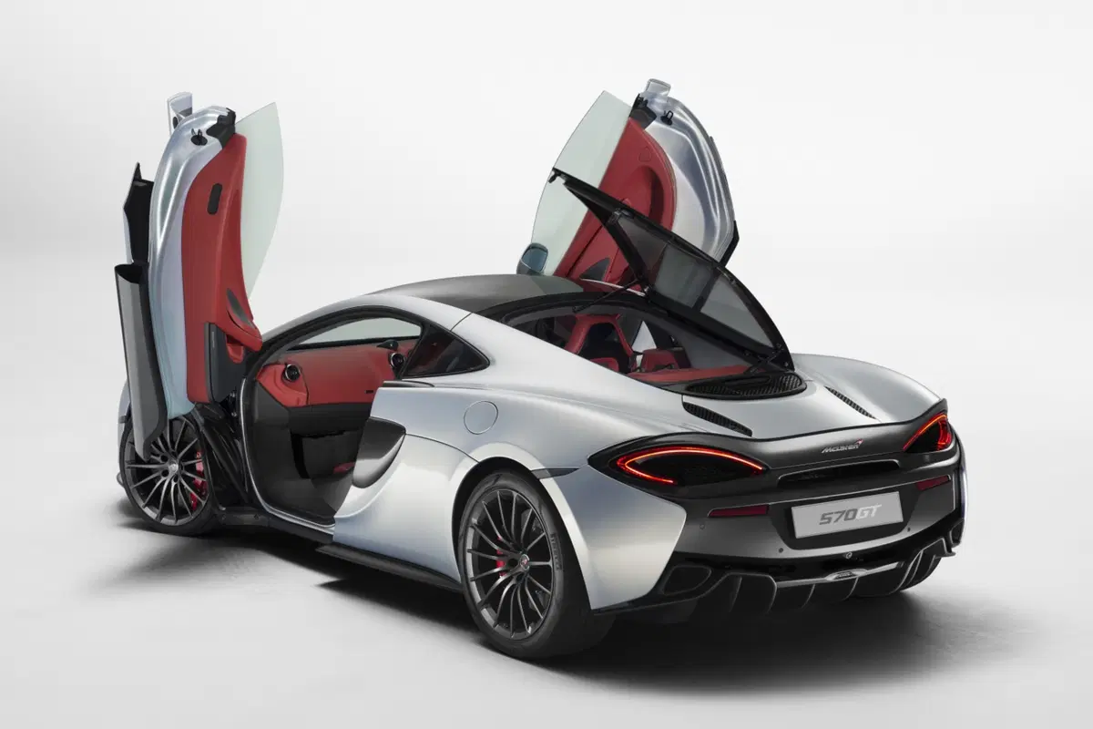 McLaren 570GT, più spazio e comfort (3)