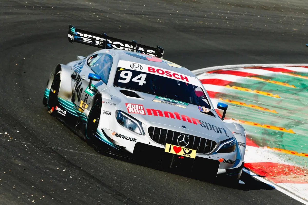 DTM 2018, Zandvoort: Paffett conquista la pole nelle Q1 (2)