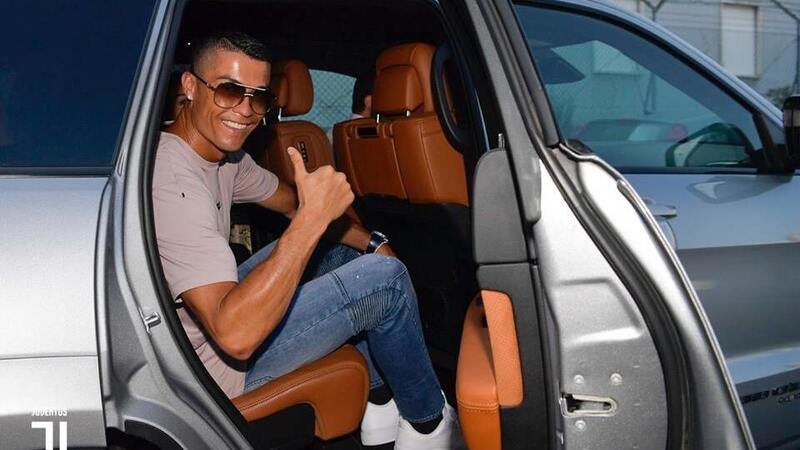 Cristiano Ronaldo a Torino: primo contatto con Jeep [Video]