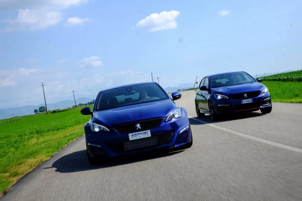Peugeot 308 by Arduini Corse, racing stradale all'italiana (2)