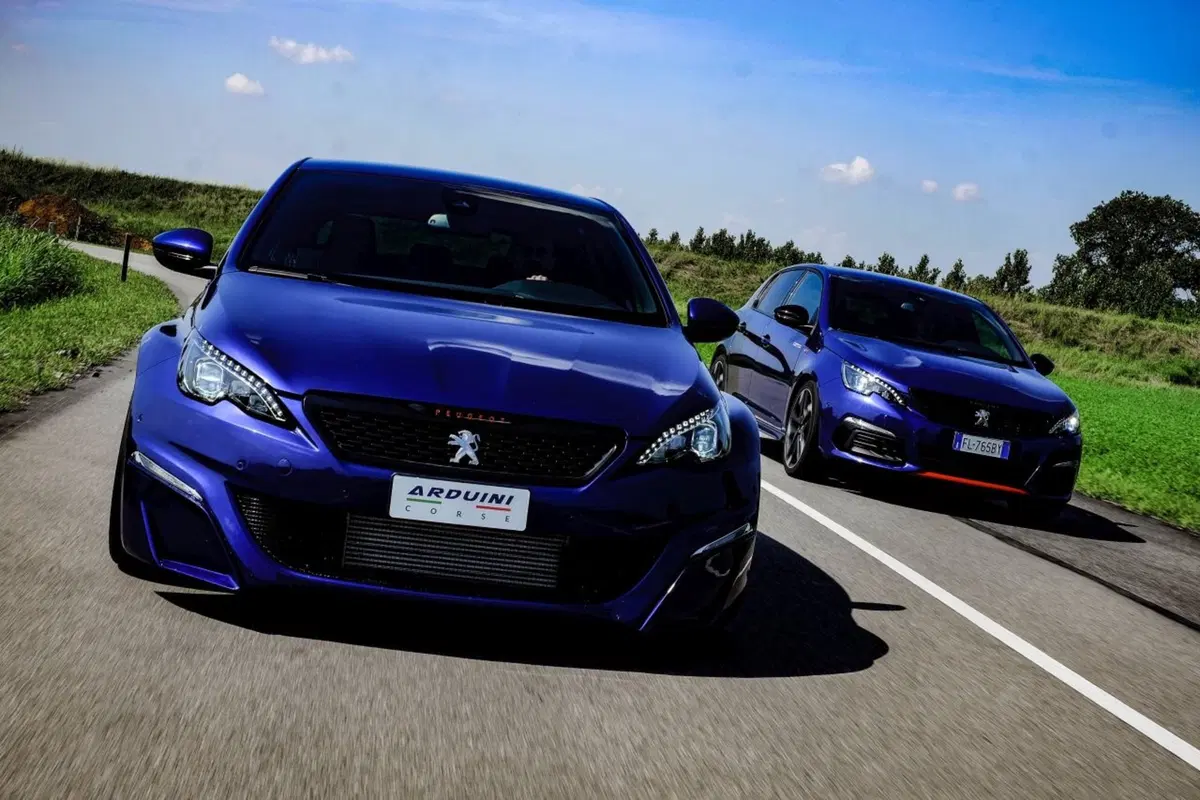 Peugeot 308 by Arduini Corse, racing stradale all'italiana (4)