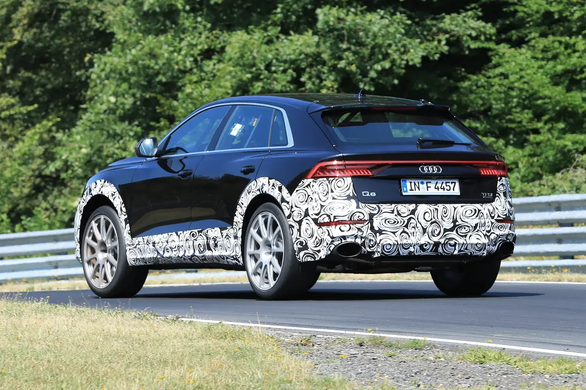 Audi RS Q8, le foto spia (7)