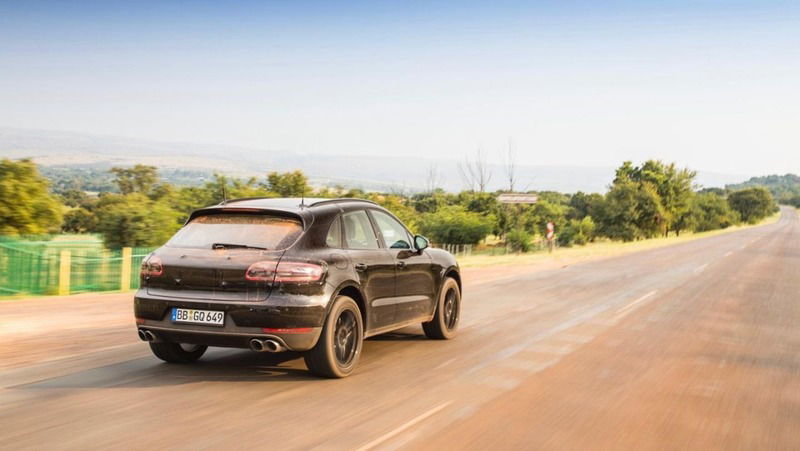 Porsche Macan restyling, in Sudafrica per gli ultimi ritocchi