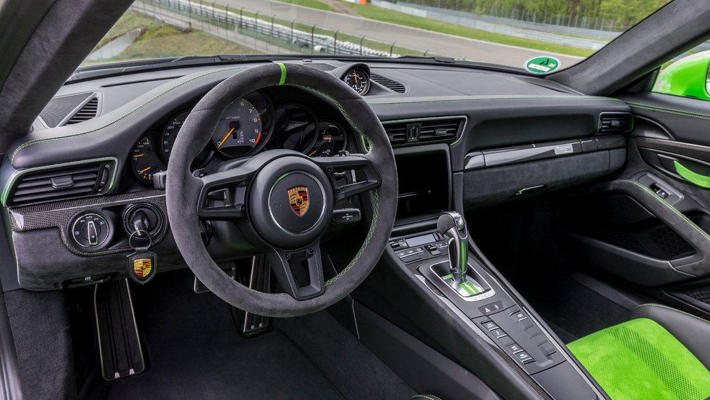 Gli interni della 911 GT3 RS 2018