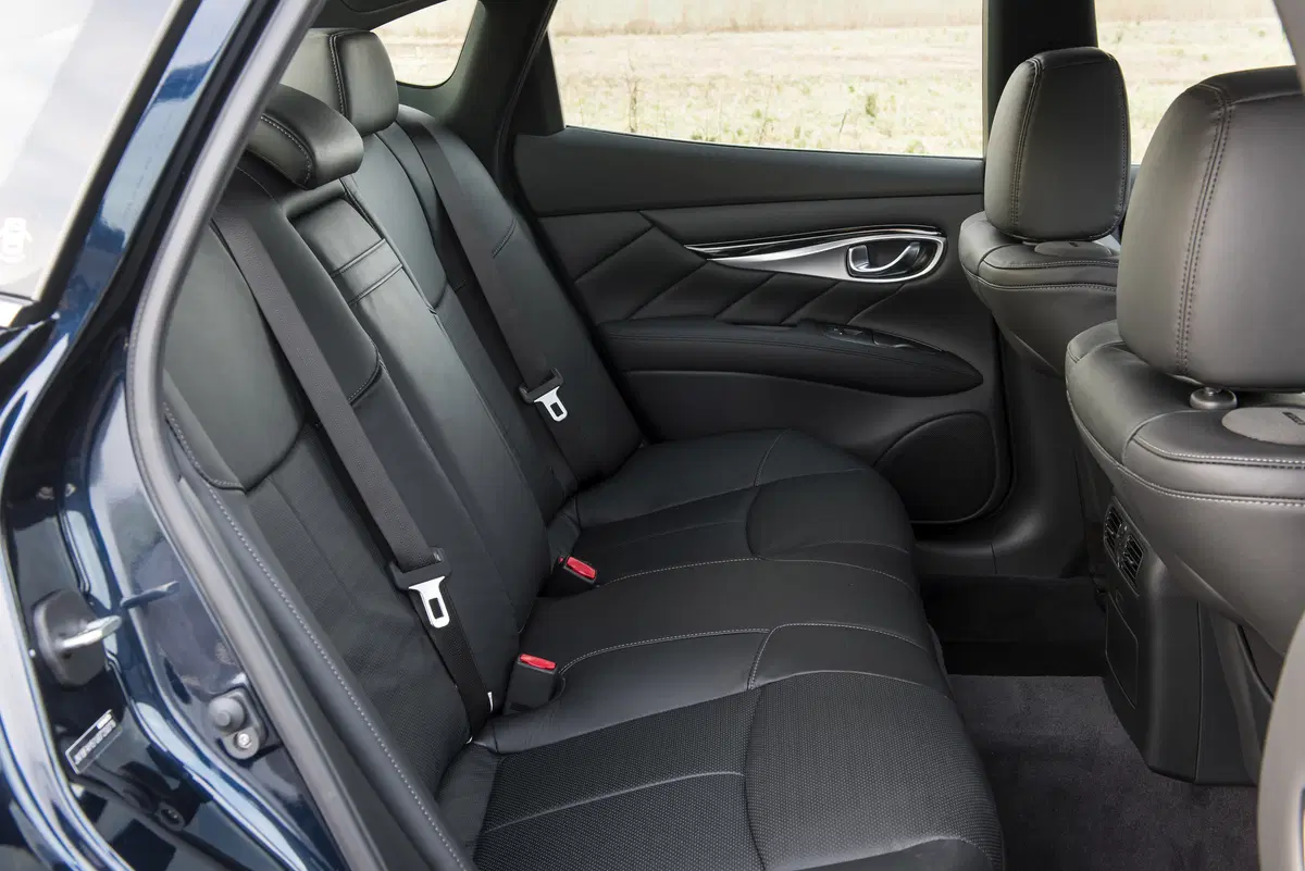 Infiniti Q70 (2014-19) (13)