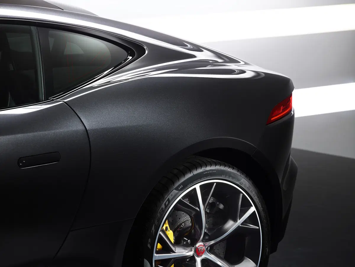 Jaguar F-Type Coupé 3.0 V6 aut. Coupé R-Dynamic (26)