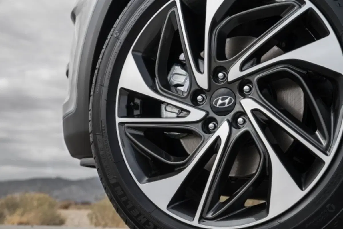 Nuovo Hyundai Tucson: ora anche ibrido [video] (5)