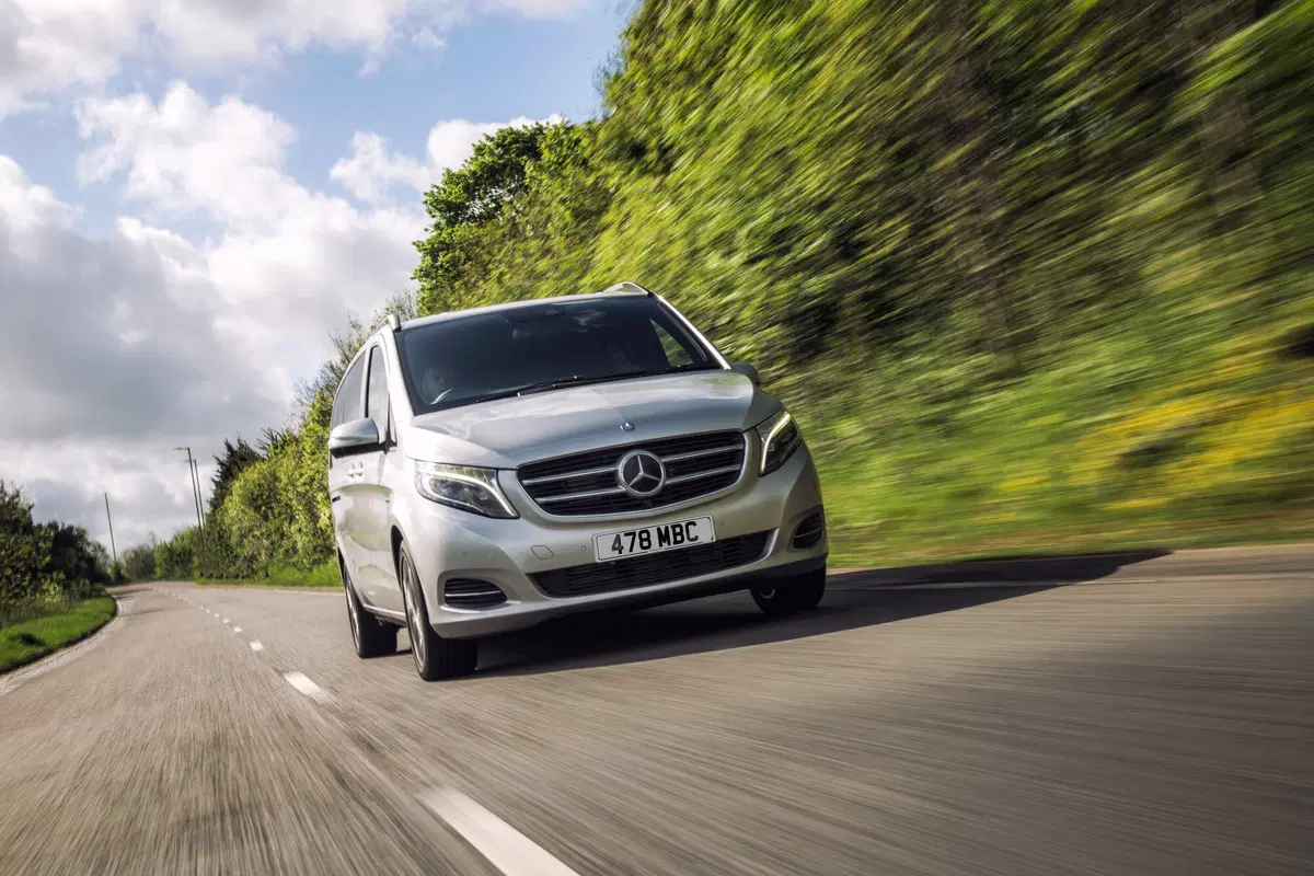 Mercedes-Benz Classe V Long 300 d Style auto (29)
