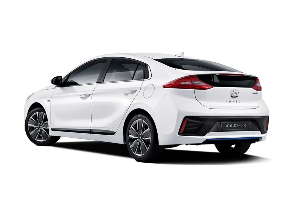 Hyundai Ioniq: ecco la rivale della Prius (3)
