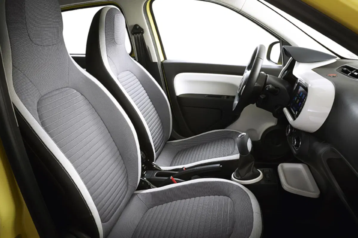 Renault Twingo TCe 90 CV EDC Zen (32)