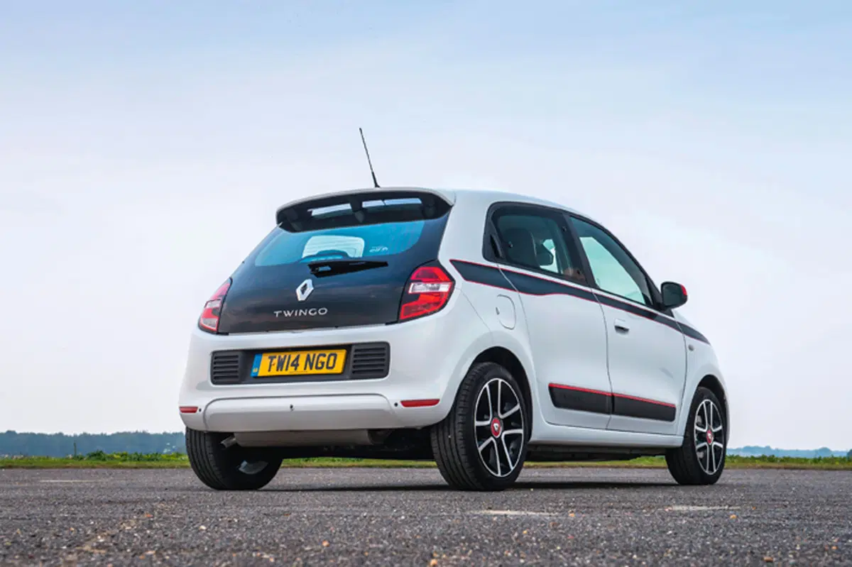 Renault Twingo TCe 90 CV EDC Zen (24)