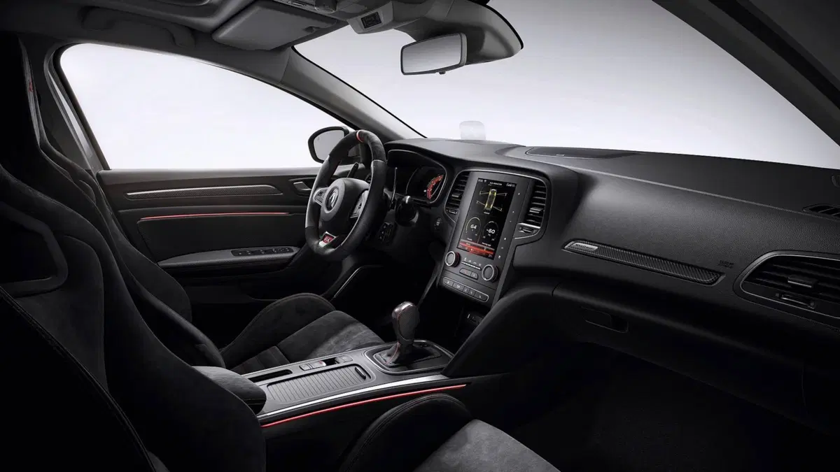 Renault Megane RS Trophy, la compatta da pista [video] (10)