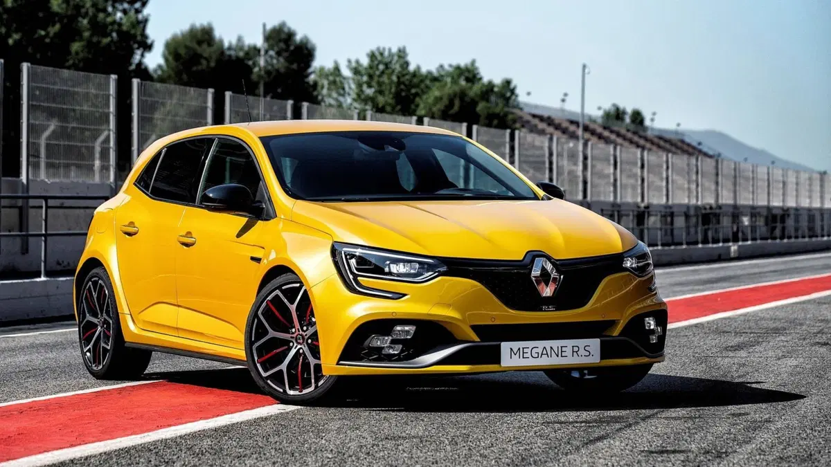 Renault Megane RS Trophy, la compatta da pista [video] (2)
