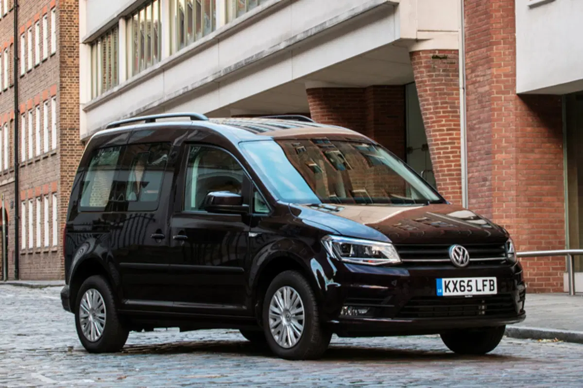 Volkswagen Caddy 1.4 TSI DSG Trendline (5)