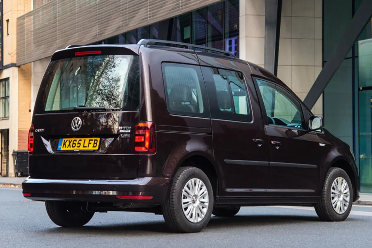 Volkswagen Caddy 1.4 TSI DSG Trendline (24)