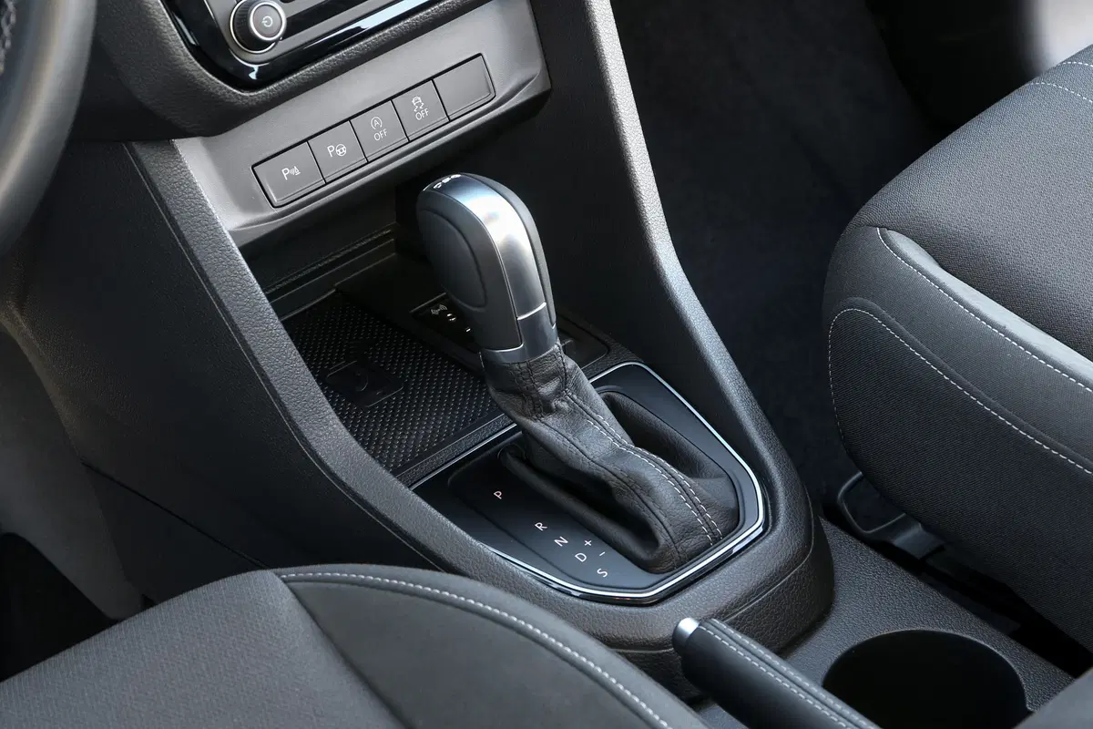 Volkswagen Caddy 1.4 TSI DSG Trendline (16)