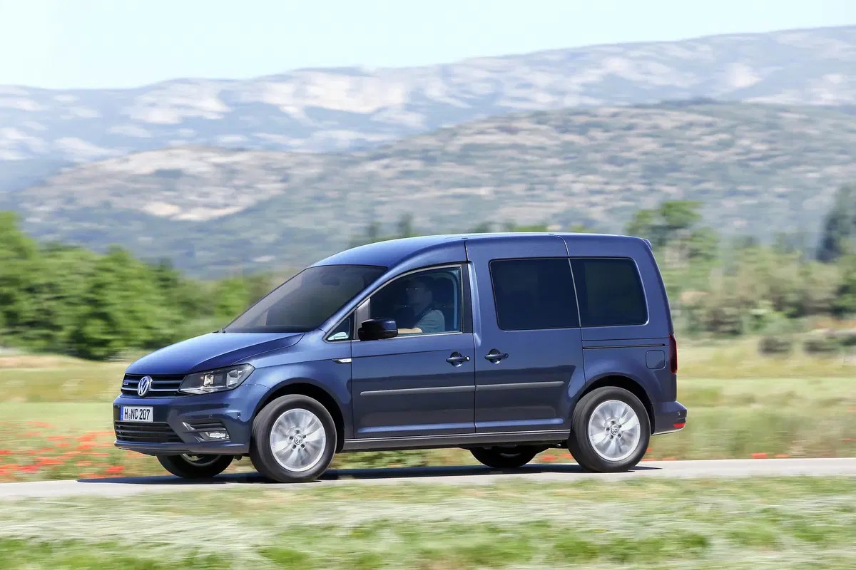 Volkswagen Caddy 1.4 TSI DSG Trendline (25)
