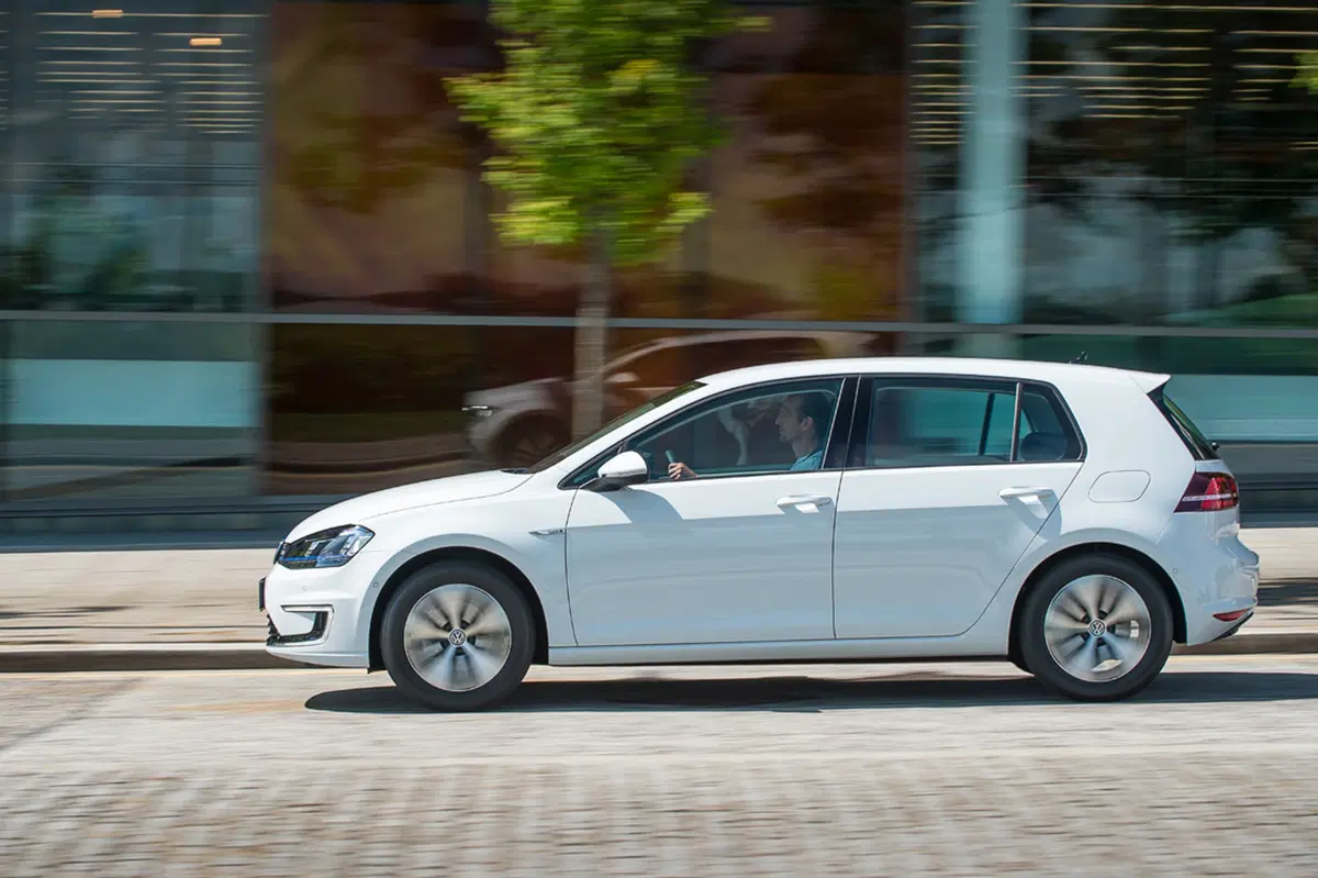 Volkswagen e-Golf (2014-21) (2)