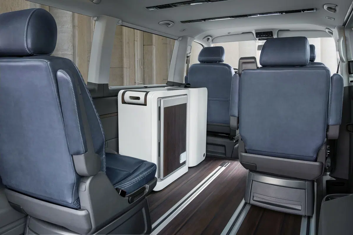 Volkswagen Multivan 2.0 TDI 150CV DSG Generation Six (16)