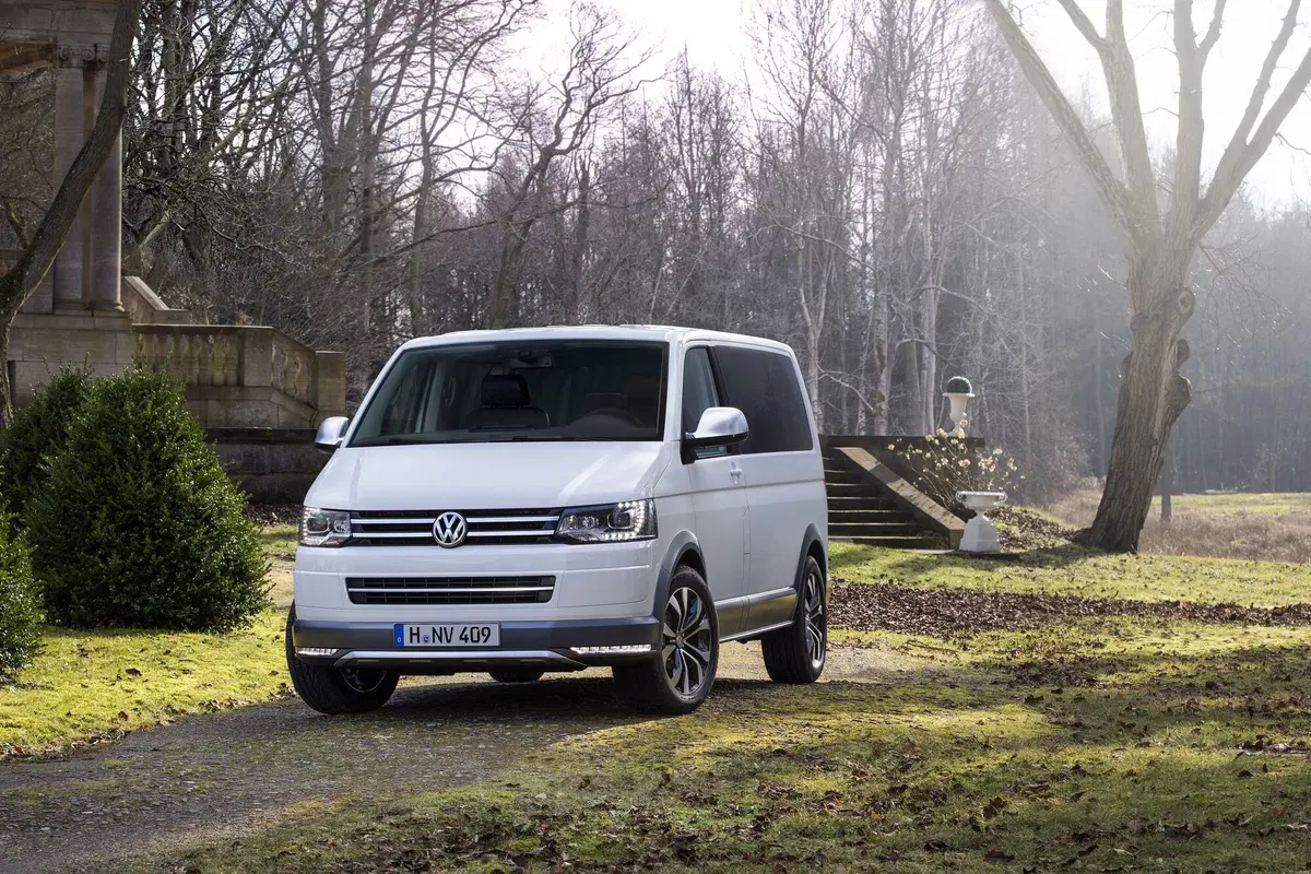 Volkswagen Multivan 2.0 TDI 150CV DSG Generation Six (3)
